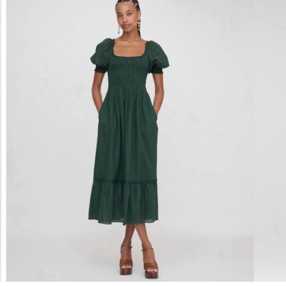 Chic Forest Green Midi Dress with Puff Sleeves